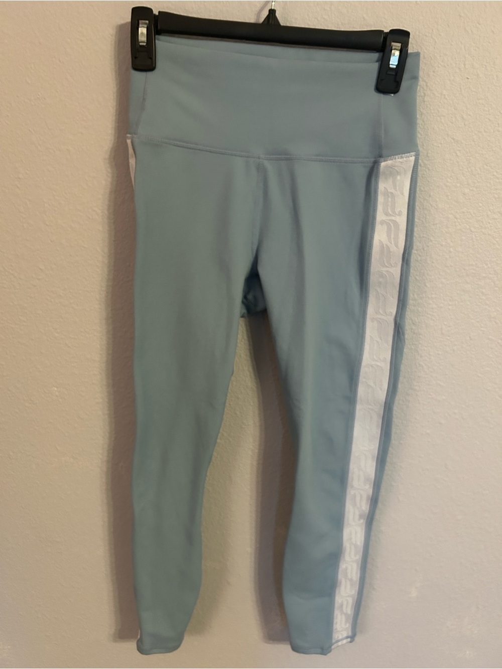 1. Fabletics Woman Blue Leggings Size Small